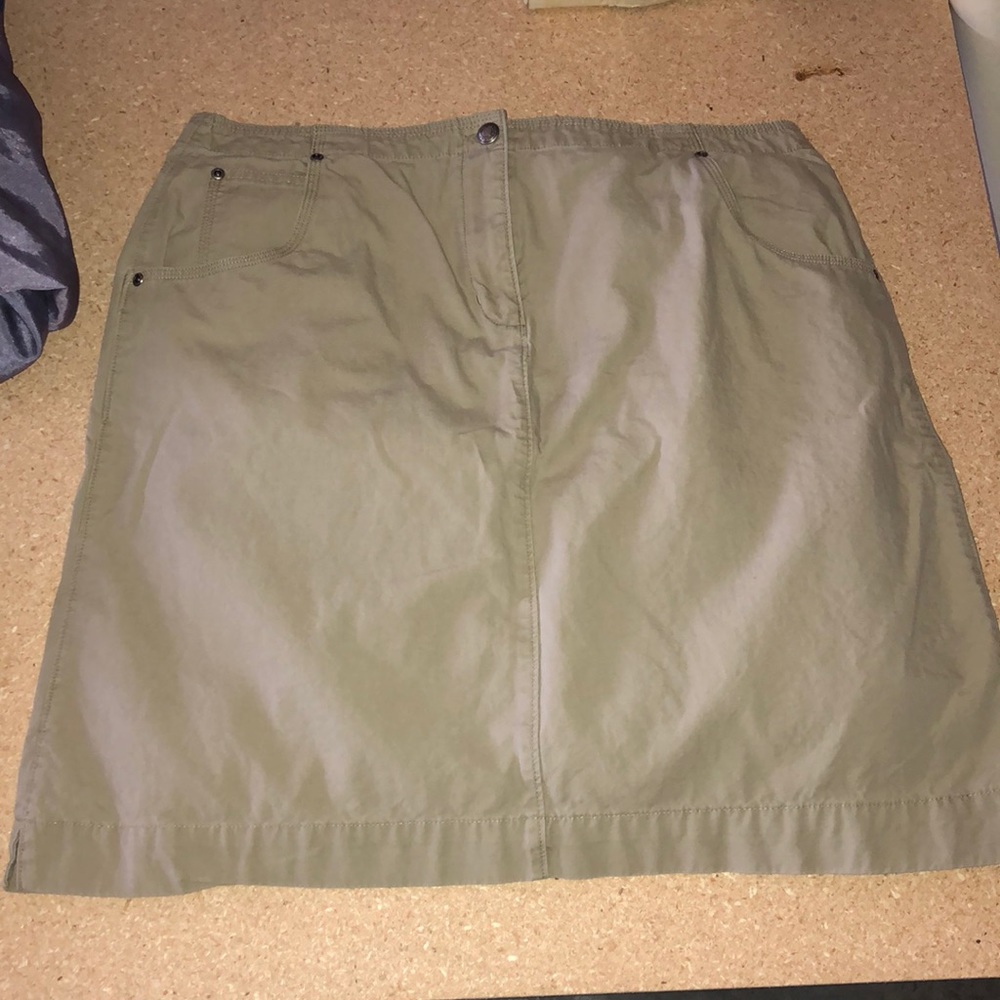 🎈3/$20🎈 Woolrich Mini Skirt